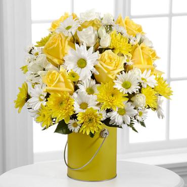 The Color Your Day With Sunshine&trade; Bouquet