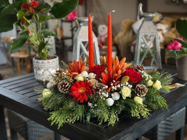 Designer\'s Choice Christmas Centerpiece