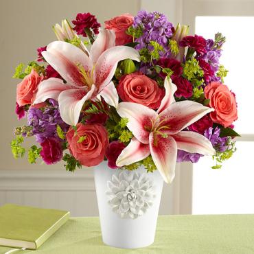 The California Chic&trade; Bouquet for Kathy Ireland Home