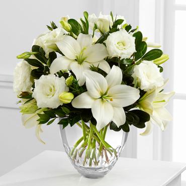 The White Elegance&trade; Bouquet by Vera Wang