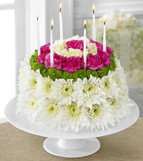 The Wonderful Wishes & Trade; Floral Cake
